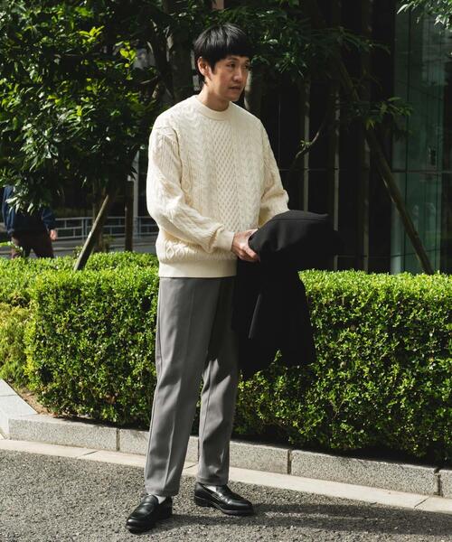 URBAN RESEARCH DOORS(アーバンリサーチドアーズ)の「アランニットクルーネックプルオーバー(ニット/セーター・メンズ・ネイビー/オフホワイト/ブラック・MEDIUM/LARGE)」の9枚目の写真