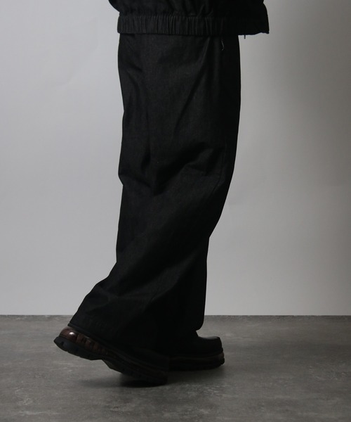 NYLAUS(ナイラス)の「【Nylaus】ワンタック センタープレス ワイドパンツ スラックス デニムパンツ セットアップ対応(その他パンツ・メンズ・ブラウン/インディゴブルー/ブラック系その他/ブラック・L/M)」の13枚目の写真