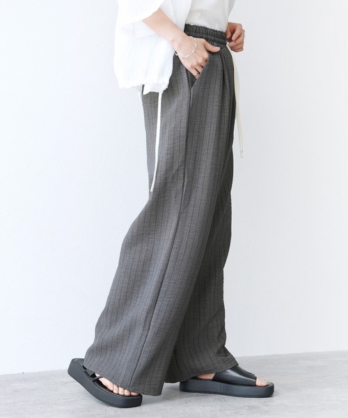 Yeoun（ヨウン）の「ストライプイージーパンツ（その他パンツ・レディース・ベージュ系/グレー系・L/M）」の10枚目の写真