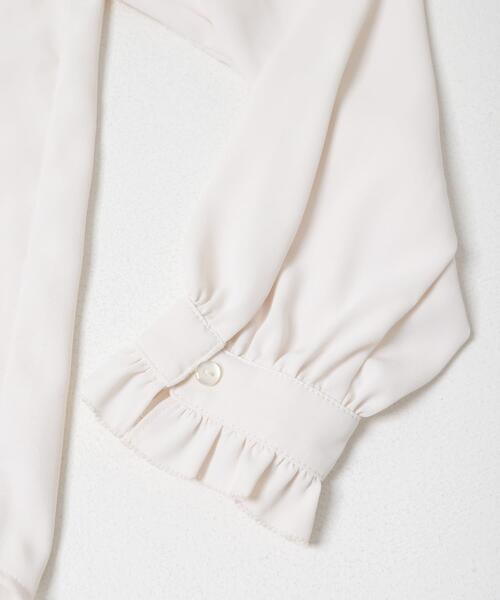 URBAN RESEARCH ROSSO WOMEN(アーバンリサーチ ロッソ)の「『WEB/一部店舗限定』レースカラーブラウス(シャツ/ブラウス・レディース・オフホワイト/ネイビー・FREE)」の15枚目の写真