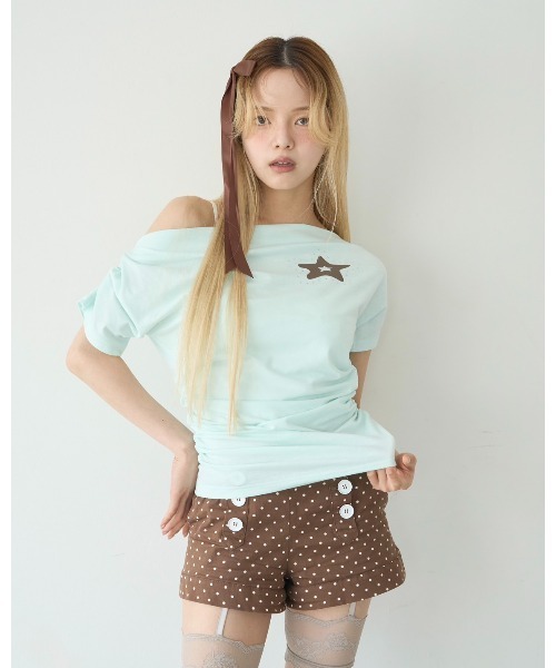 Smyeon(スミョン)の「Off-shoulder gathered tee/オフショルギャザーTシャツ(Tシャツ/カットソー・レディース・ライトブルー/ネイビー/ホワイト・FREE)」の2枚目の写真