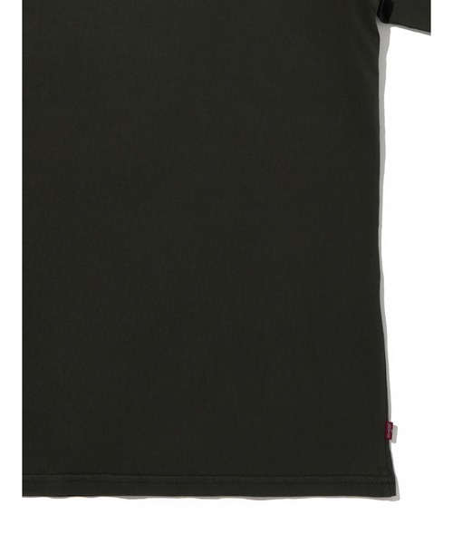Levi's(リーバイス)の「Levi's/リーバイス ショートスリーブ リラックス Tシャツ(Tシャツ/カットソー・メンズ・ブラック・XL/L/M/S)」の8枚目の写真