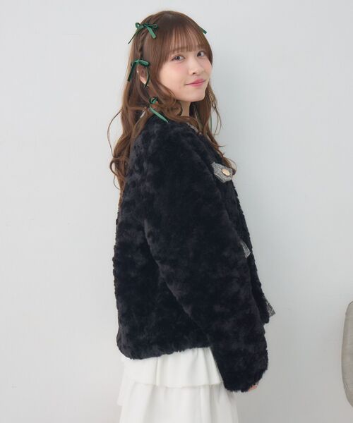 ems excite（エムズエキサイト）の「ツイードポケットFファーJK（ノーカラージャケット・レディース・ベージュ/ナチュラル/ブラック・FREE）」の4枚目の写真