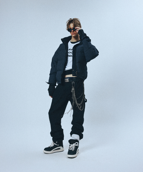 SUNDAY FRUIT MARKET(サンデーフルーツマーケット)の「CHECK REVERSIBLE DOWN PUFFER NAVY(ダウンジャケット/コート・レディース・その他・S/M/L)」の5枚目の写真