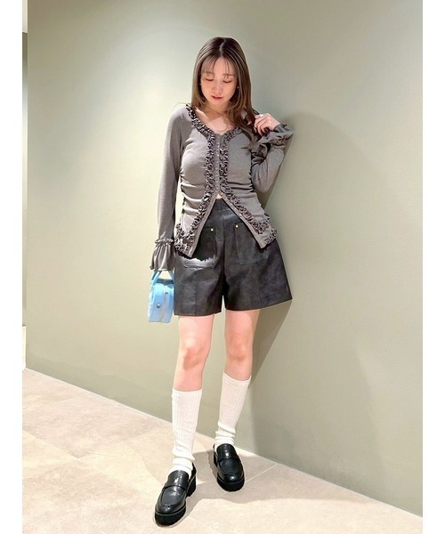 FURFUR(ファーファー)の「【WEB限定カラー】フリルカーディガン(カーディガン/ボレロ・レディース・グレー/ブラック/ライトピンク/ライトブルー/ホワイト/レッド・F)」の13枚目の写真