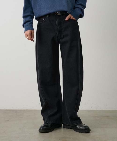 COLONY 2139（コロニートゥーワンスリーナイン）の「ヴィンテージライクカーブフレアデニムパンツ（デニムパンツ・メンズ・ブルー/ブラック/サックスブルー・SMALL/MEDIUM/LARGE）」の4枚目の写真
