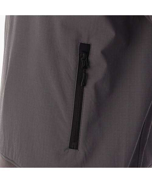 BRIEFING（ブリーフィング）の「【BRIEFING GOLF／ブリーフィングゴルフ】MS STORMFLEECE HALFZIP TOP（ブルゾン・メンズ・ブラック/ライトグレー/チャコール・L）」の10枚目の写真
