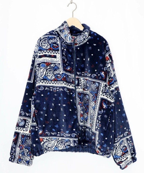 ScoLar(スカラー)の「ScoLar(スカラー) ランダムバンダナ柄 双面フランネルブルゾン(ブルゾン・レディース・ネイビー/ブラック・MEDIUM)」の5枚目の写真