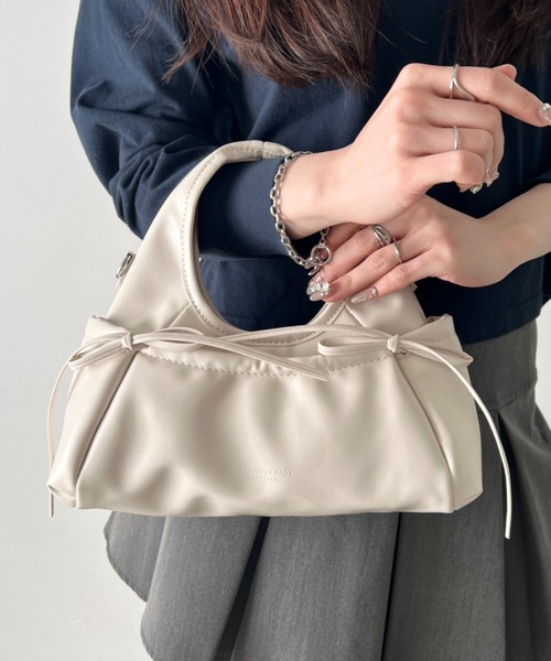 wears(ウェアーズ)の「ダブルリボン 2WAYバッグ PUコンパクトハンドバッグ ショルダーバッグ(ハンドバッグ・レディース・イエロー/レッド/ピンク/ブラック/アイボリー・FREE)」の10枚目の写真