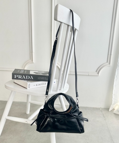 wears(ウェアーズ)の「ダブルリボン 2WAYバッグ PUコンパクトハンドバッグ ショルダーバッグ(ハンドバッグ・レディース・イエロー/レッド/ピンク/ブラック/アイボリー・FREE)」の19枚目の写真