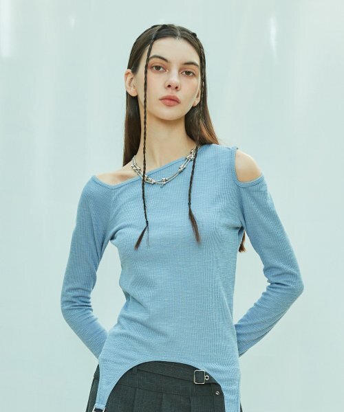 LARTIGENT（ラーティゼン）の「L9 UNBALANCE STRAP TOP(BLUE)（Tシャツ/カットソー・レディース・その他・FREE）」の2枚目の写真