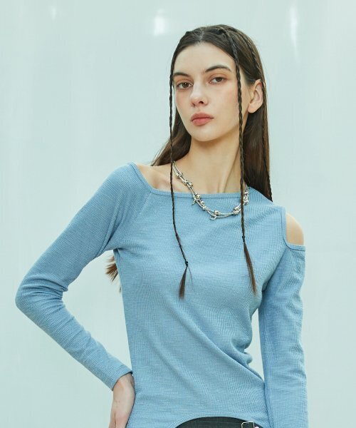 LARTIGENT（ラーティゼン）の「L9 UNBALANCE STRAP TOP(BLUE)（Tシャツ/カットソー・レディース・その他・FREE）」の3枚目の写真
