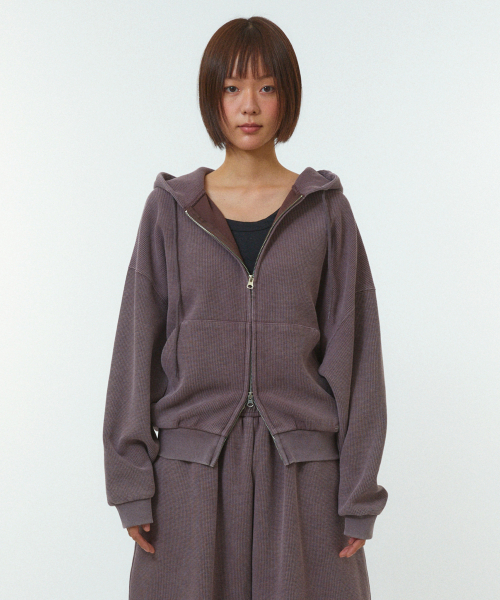 SCRIPT WAFFLE HOOD ZIP UP [BROWN]