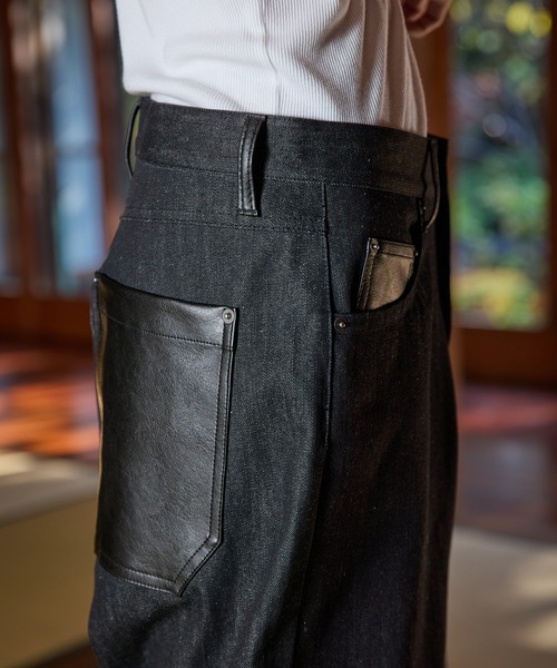 kutir（クティール）の「SYNTHETIC LEATHER PATCH DESIGN RIGID BUGGY PANTS／合成皮革パッチデザインリジットバギーパンツ（デニムパンツ・メンズ・ブラック/インディゴブルー・SMALL/MEDIUM/LARGE）」の22枚目の写真