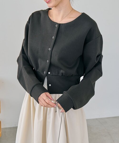 CAPRICIEUX LE'MAGE（カプリシューレマージュ）の「ダンボールタックスリーブカーディガン（Tシャツ/カットソー・レディース・オフホワイト/グレー/ブラック/ベージュ・FREE）」の21枚目の写真