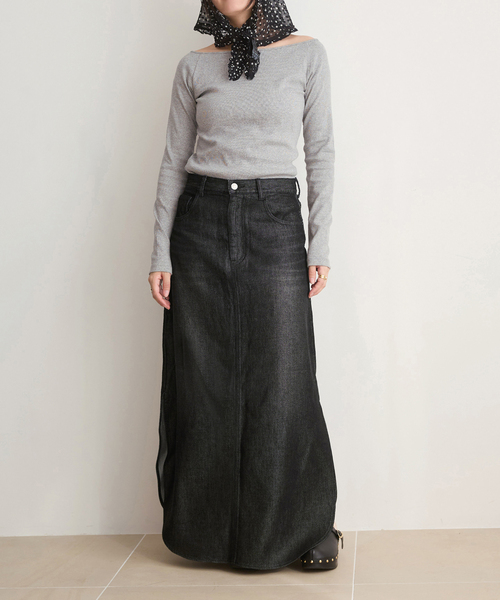 IENA LA BOUCLE（イエナラブークル）の「IENA LA BOUCLE ソフトデニムスリットスカート（スカート・レディース・ライトブルー/ブラック系その他・38/36）」の3枚目の写真