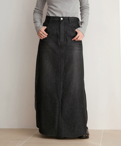 IENA LA BOUCLE（イエナラブークル）の「IENA LA BOUCLE ソフトデニムスリットスカート（スカート・レディース・ライトブルー/ブラック系その他・38/36）」の7枚目の写真