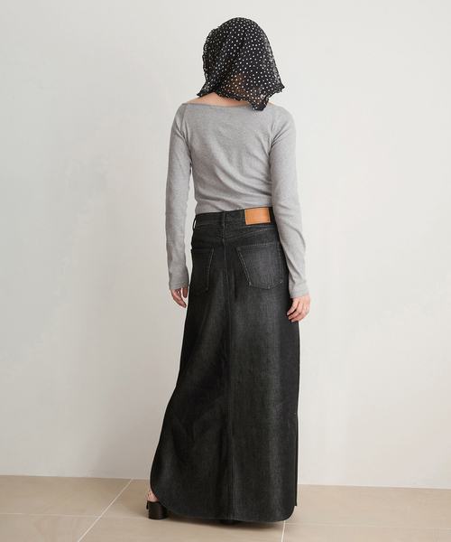 IENA LA BOUCLE（イエナラブークル）の「IENA LA BOUCLE ソフトデニムスリットスカート（スカート・レディース・ライトブルー/ブラック系その他・38/36）」の13枚目の写真