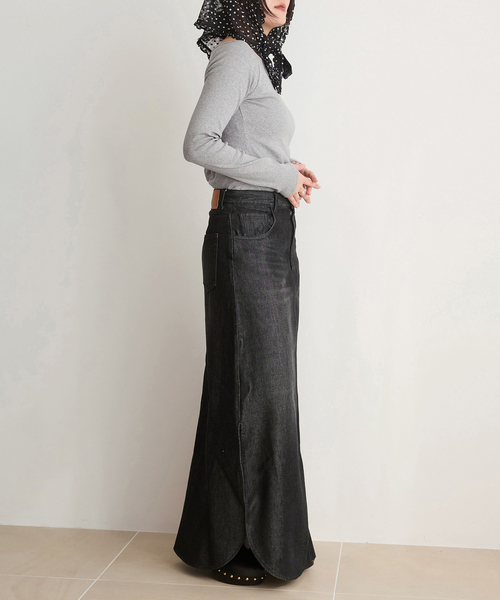 IENA LA BOUCLE（イエナラブークル）の「IENA LA BOUCLE ソフトデニムスリットスカート（スカート・レディース・ライトブルー/ブラック系その他・38/36）」の14枚目の写真