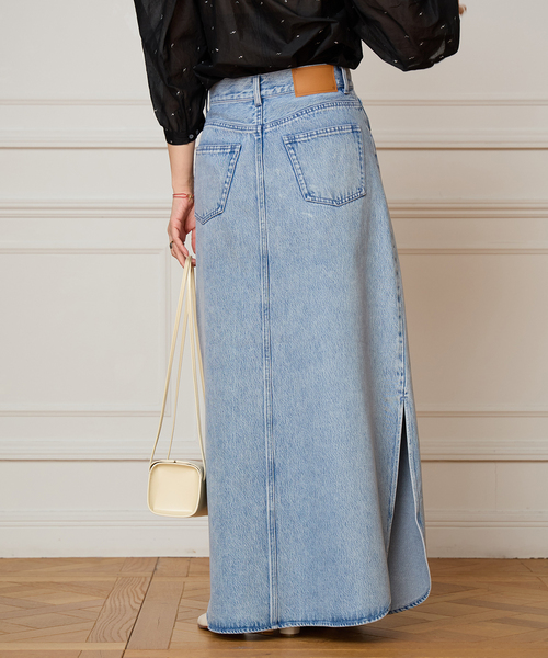 IENA LA BOUCLE（イエナラブークル）の「IENA LA BOUCLE ソフトデニムスリットスカート（スカート・レディース・ライトブルー/ブラック系その他・38/36）」の17枚目の写真