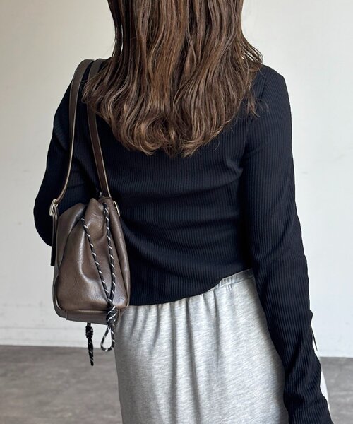 U.S. POLO ASSN.（ユーエスポロアッスン）の「【U.S. POLO ASSN.】クルーネックロンT（Tシャツ/カットソー・レディース・ネイビー/ブラック/アイボリー/ホワイト系その他・FREE）」の21枚目の写真