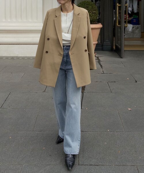 CAPRICIEUX LE'MAGE（カプリシューレマージュ）の「【再販・サイズ展開あり・WEB限定カラー/グレージュ】Wテーラージャケット（テーラードジャケット・レディース・ブラック/ネイビー/ベージュ/グレイッシュベージュ・38/36）」の8枚目の写真