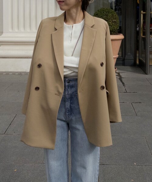 CAPRICIEUX LE'MAGE（カプリシューレマージュ）の「【再販・サイズ展開あり・WEB限定カラー/グレージュ】Wテーラージャケット（テーラードジャケット・レディース・ブラック/ネイビー/ベージュ/グレイッシュベージュ・38/36）」の11枚目の写真