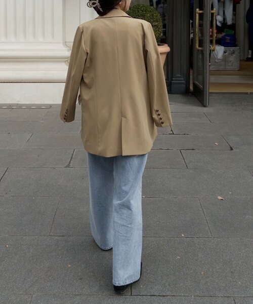 CAPRICIEUX LE'MAGE（カプリシューレマージュ）の「【再販・サイズ展開あり・WEB限定カラー/グレージュ】Wテーラージャケット（テーラードジャケット・レディース・ブラック/ネイビー/ベージュ/グレイッシュベージュ・38/36）」の12枚目の写真
