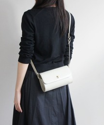 MOSS ROLL FLAP SHOULDER