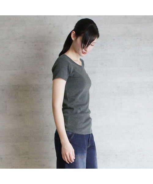 aity(アイティ)の「M-4L コットンフライス半袖Tシャツ 夏服(Tシャツ/カットソー・レディース・ブラック/オフホワイト/チャコールグレー/杢グレー/ネイビー・M/L/LL/3L/4L)」の10枚目の写真