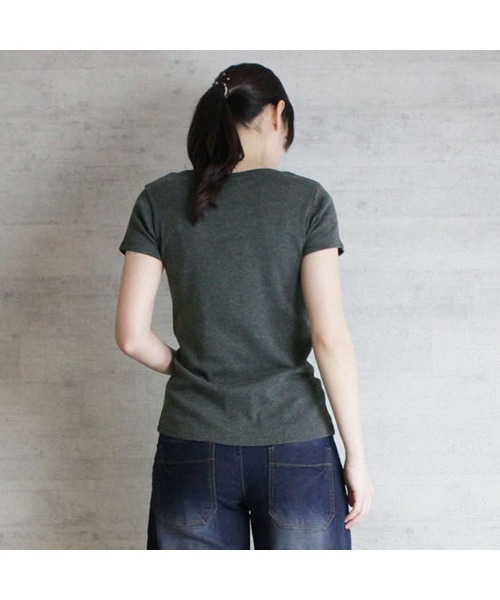 aity(アイティ)の「M-4L コットンフライス半袖Tシャツ 夏服(Tシャツ/カットソー・レディース・ブラック/オフホワイト/チャコールグレー/杢グレー/ネイビー・M/L/LL/3L/4L)」の11枚目の写真