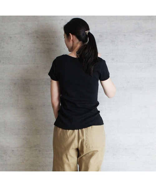 aity(アイティ)の「M-4L コットンフライス半袖Tシャツ 夏服(Tシャツ/カットソー・レディース・ブラック/オフホワイト/チャコールグレー/杢グレー/ネイビー・M/L/LL/3L/4L)」の19枚目の写真