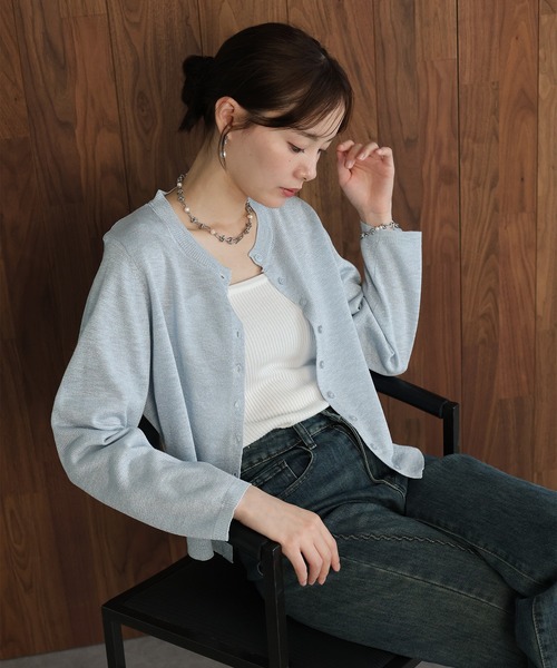 J by blue（ジェイバイブルー）の「《新色追加》ラメニットシアーカーディガン（カーディガン/ボレロ・レディース・チャコールグレー/アイボリー/ピンク/ミント/サックスブルー・MEDIUM）」の4枚目の写真