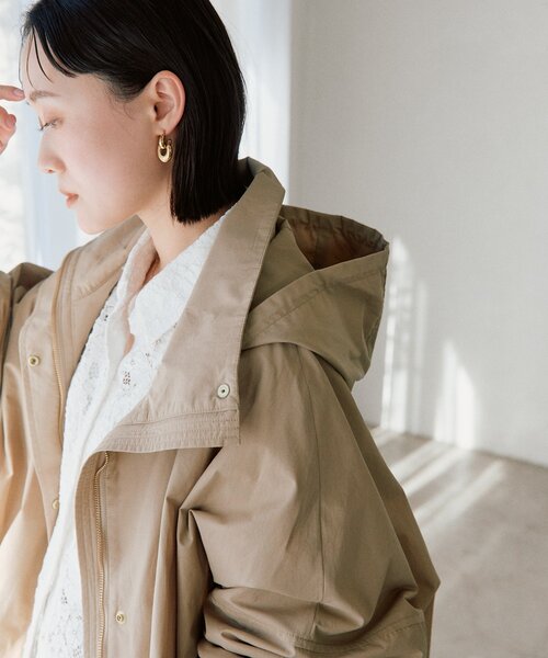 RIVE DROITE（リヴドロワ）の「【花粉ガード・撥水加工・UVカット機能】ドルマンフーディライトコート（その他アウター・レディース・カーキ/ベージュ/ブラウン・FREE）」の10枚目の写真