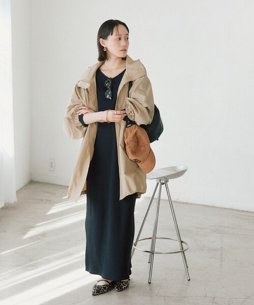 RIVE DROITE（リヴドロワ）の「【花粉ガード・撥水加工・UVカット機能】ドルマンフーディライトコート（その他アウター・レディース・カーキ/ベージュ/ブラウン・FREE）」の11枚目の写真