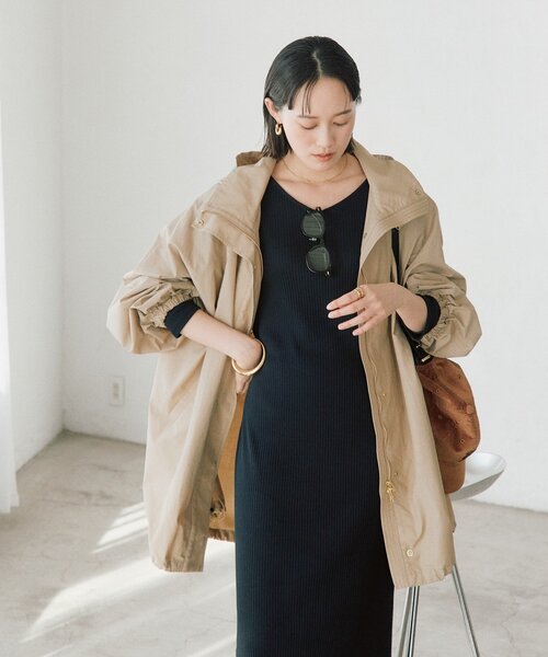 RIVE DROITE（リヴドロワ）の「【花粉ガード・撥水加工・UVカット機能】ドルマンフーディライトコート（その他アウター・レディース・カーキ/ベージュ/ブラウン・FREE）」の12枚目の写真