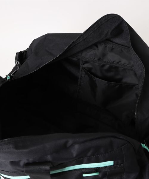 Champion（チャンピオン）の「チャンピオン ボストンバッグ 修学旅行 部活 通学 65464（ボストンバッグ・メンズ・ベージュ×ブラック/ブラック×ピンク/ブラック×ホワイト/ブラック×グリーン・FREE）」の19枚目の写真