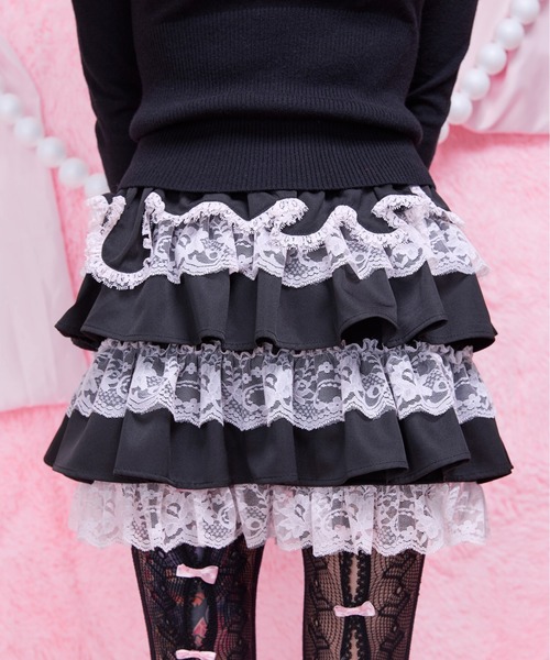 Melting lace tiered skirt（スカート）｜AVENCHUMU（アバンチュウム