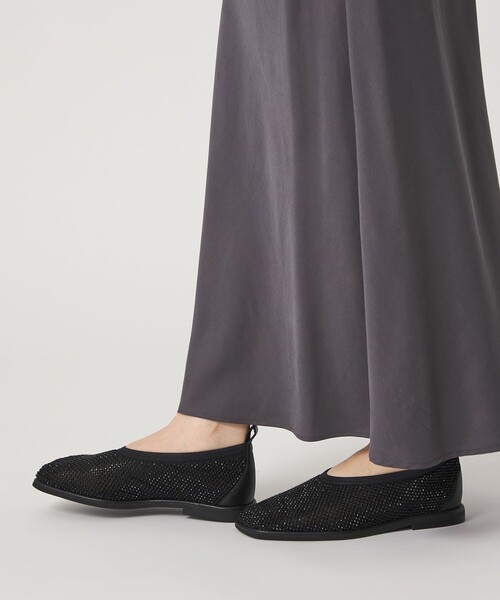 ODETTE E ODILE（オデットエオディール）の「スクエアビジューネット フラット10↑（パンプス・レディース・ブラック/ベージュ・25cm/24.5cm/24cm/23.5cm/23cm/22.5cm）」の4枚目の写真