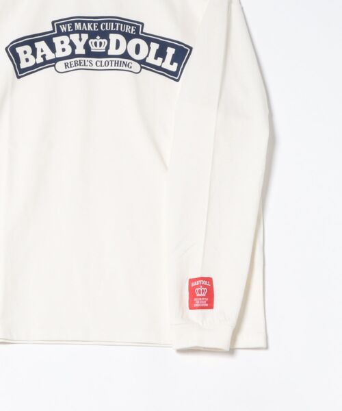 BABYDOLL(ベビードール)の「親子お揃い チャンキーアーチロゴロンT 1390A(Tシャツ/カットソー・レディース・ネイビー/オフホワイト・ユニセックスS/ユニセックスL/ユニセックスXL/ユニセックスM)」の4枚目の写真