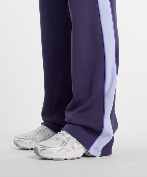 NEW BALANCE(ニューバランス)の「インターロックパンツ(スウェットパンツ・レディース・ダークパープル/スミクロ・SMALL/MEDIUM/LARGE/X-LARGE)」の12枚目の写真