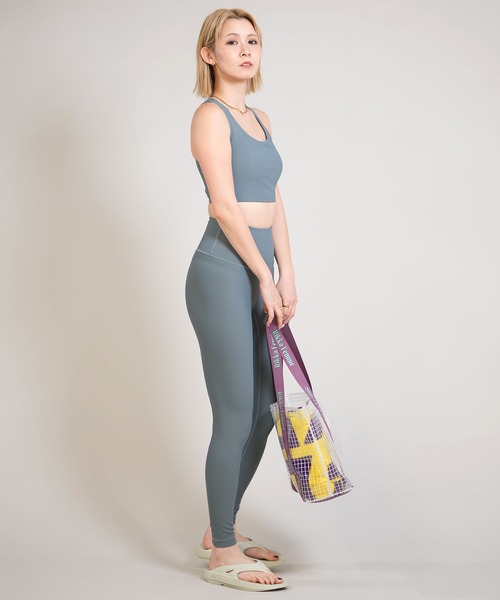 Ungrid(アングリッド)の「UNGRID/アングリッド ブラトップ バックオープン パット付き UVカット 水陸両用 セットアップ対応 560501 UT(タンクトップ・レディース・ブラック/ブルー・M/L)」の16枚目の写真