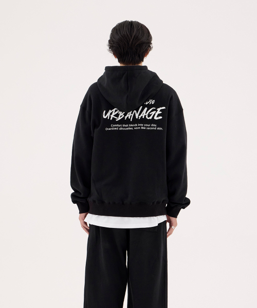 URBANAGE(アーバンエイジ)の「DESIGN STUDIO ロゴ オーバーサイズ フードパーカー ジップアップ_ブラック(パーカー・レディース・その他・MEDIUM/LARGE)」の6枚目の写真