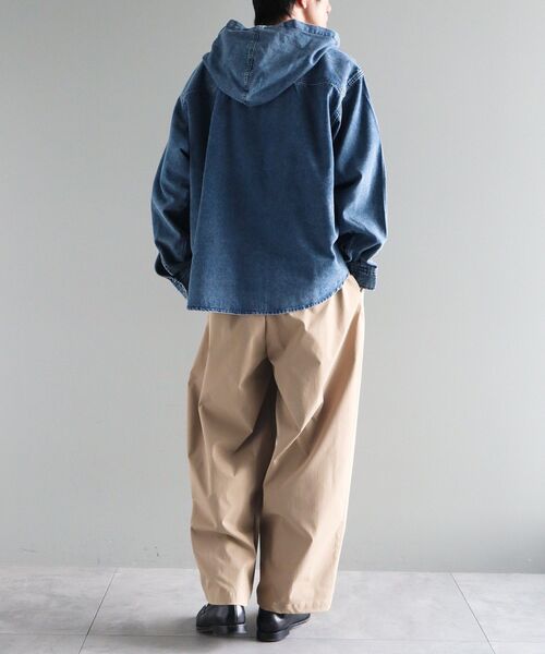 CRAFT STANDARD BOUTIQUE(クラフトスタンダードブティック)の「デニムフードシャツ(シャツ/ブラウス・メンズ・インディゴブルー/ブラック・L/M)」の8枚目の写真