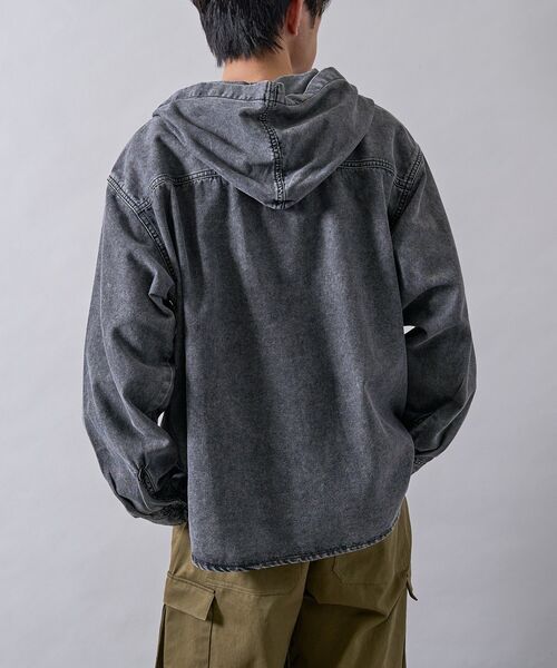 CRAFT STANDARD BOUTIQUE(クラフトスタンダードブティック)の「デニムフードシャツ(シャツ/ブラウス・メンズ・インディゴブルー/ブラック・L/M)」の11枚目の写真