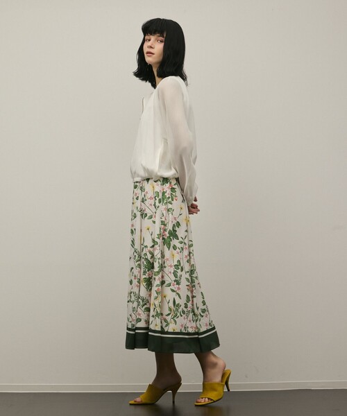 Diagram(ダイアグラム)の「プリントタックフレアスカート(スカート・レディース・ブラック/キナリ・36/38)」の4枚目の写真