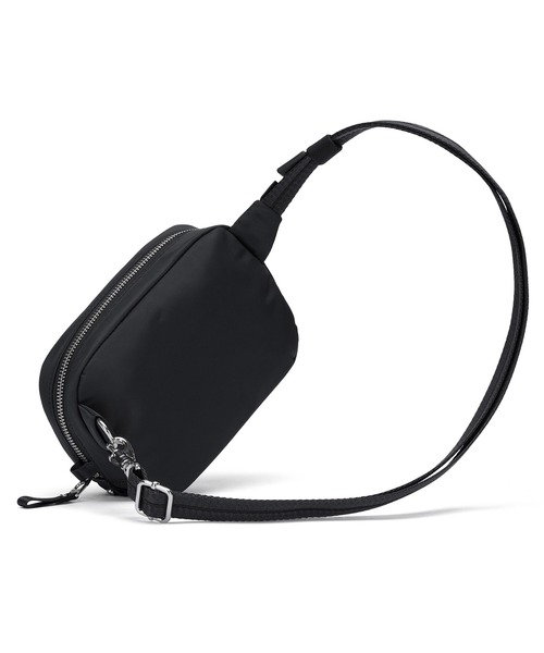 pacsafe(パックセーフ)の「pacsafe/パックセーフ W Micro sling/マイクロスリング(ショルダーバッグ・レディース・ブラック・FREE)」の2枚目の写真