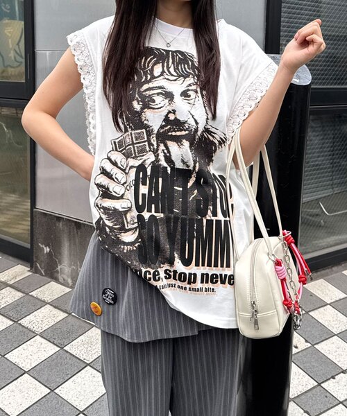 CIAOPANIC（チャオパニック）の「袖レースロゴノースリーブビッグTEE（Tシャツ/カットソー・レディース・チャコールグレー/イエロー/グレー/ホワイト・ONE SIZE）」の15枚目の写真