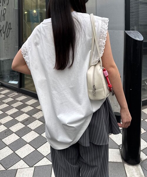 CIAOPANIC（チャオパニック）の「袖レースロゴノースリーブビッグTEE（Tシャツ/カットソー・レディース・チャコールグレー/イエロー/グレー/ホワイト・ONE SIZE）」の18枚目の写真