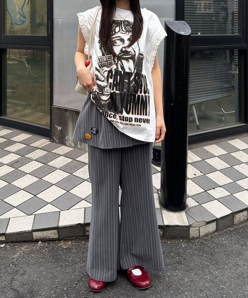 CIAOPANIC（チャオパニック）の「袖レースロゴノースリーブビッグTEE（Tシャツ/カットソー・レディース・チャコールグレー/イエロー/グレー/ホワイト・ONE SIZE）」の19枚目の写真